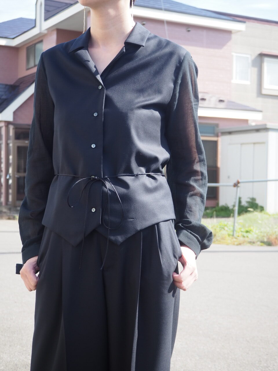 seya.】NOLSOY BLOUSE , TRAVEL PANTS , TORSHAVN COLLARLESS JACKET | CIENTO  BLOG