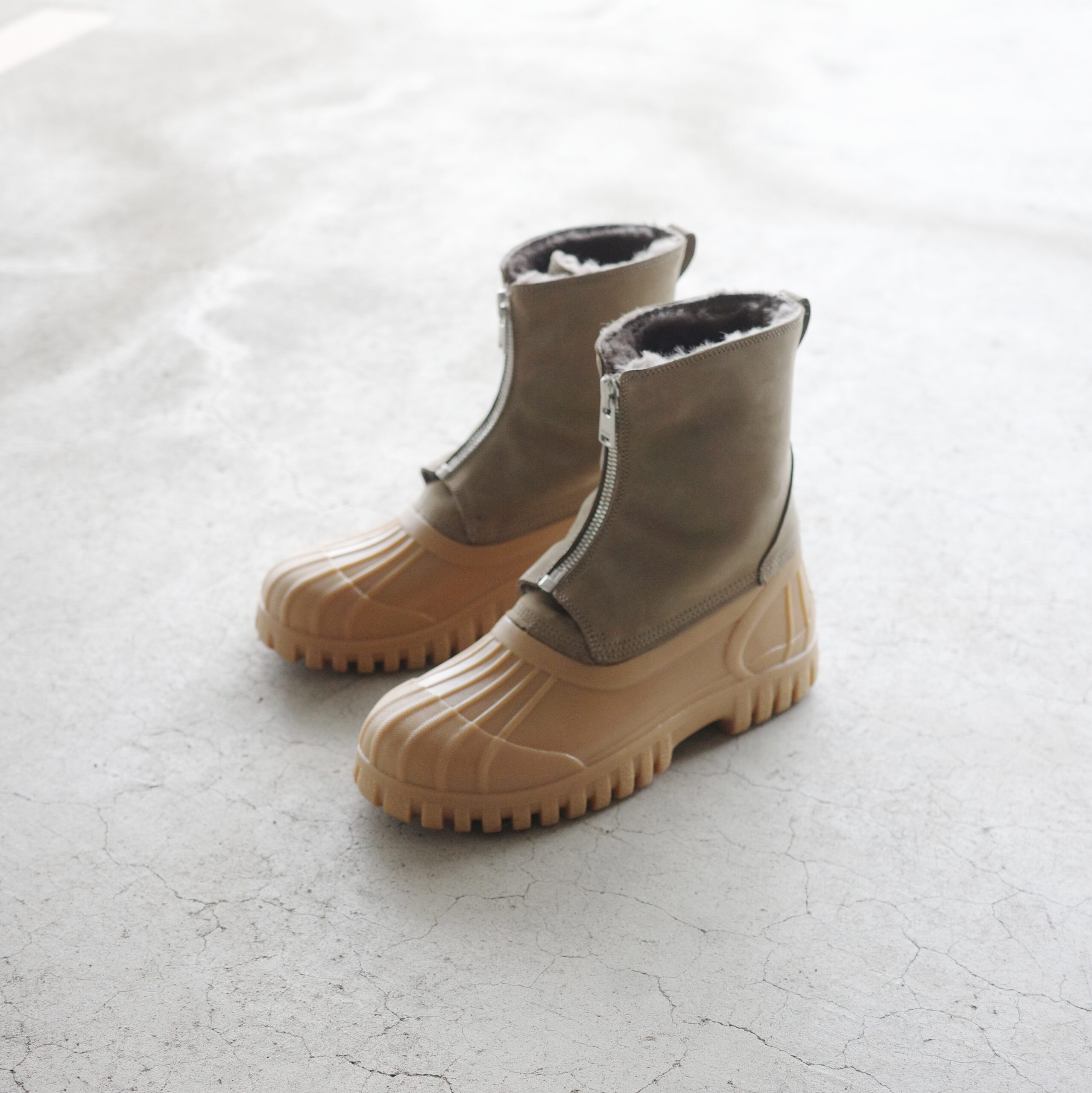nonnative】WORKER ZIP MOUTON DUCK BOOTS COW LEATHER WITH RUBBER